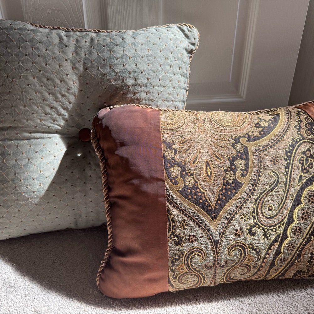 Paisley and Quilted Pillow Set in Brown and Cream
